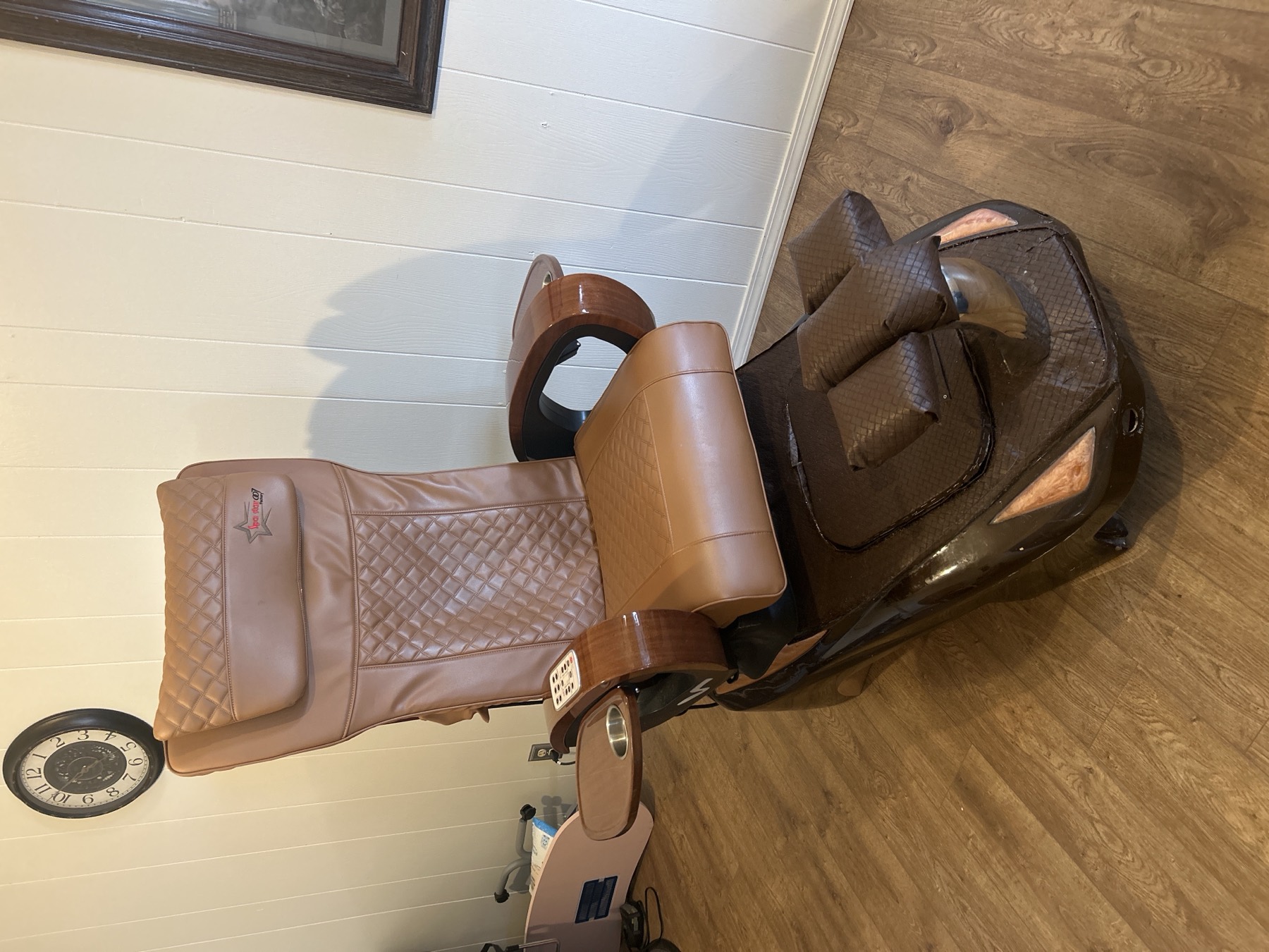 The leather massage chair in the shop
